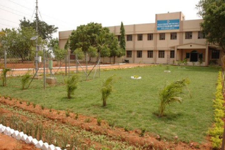 https://cache.careers360.mobi/media/colleges/social-media/media-gallery/15406/2020/5/14/Campus View of Post Graduate Research Institute in Animal Sciences Kattupakkam_Campus-View.png